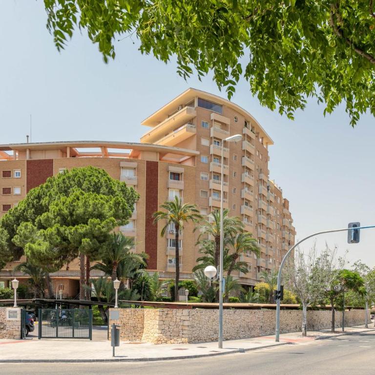 Vistas Al Mar Albufereta - Superior Apartment with City View - 19