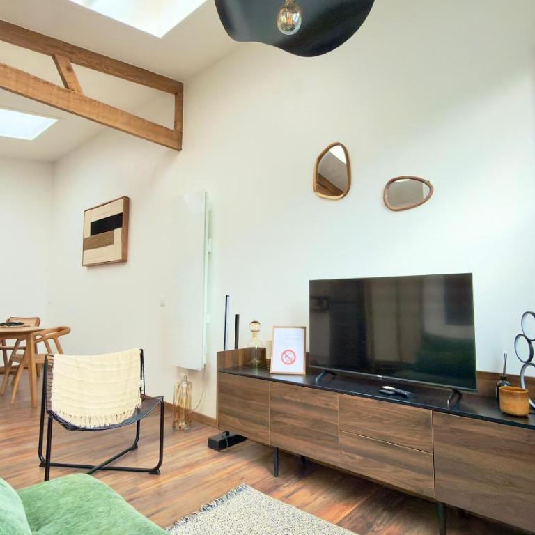 Loft lumière - 4 pers - Parking - Appartement 1 Chambre - 12