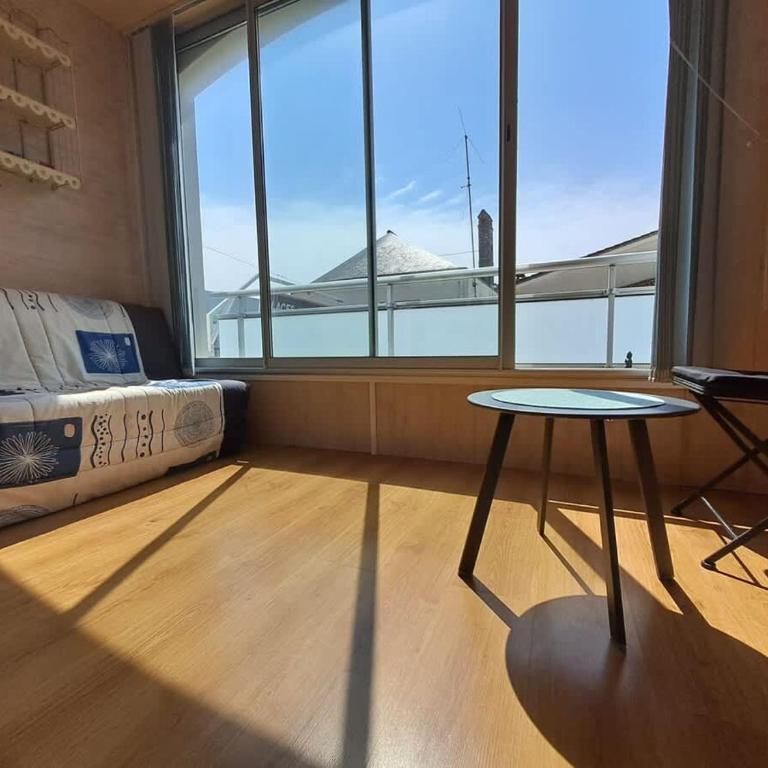 Studio rue pietonne - Apartment - 10