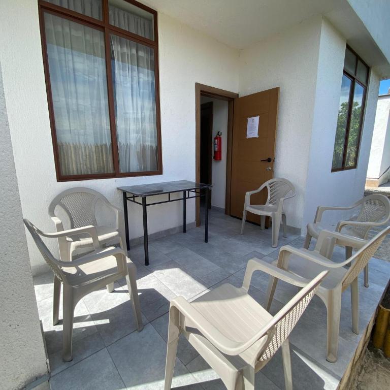 Cojimies Suite - Two-Bedroom Apartment - 19