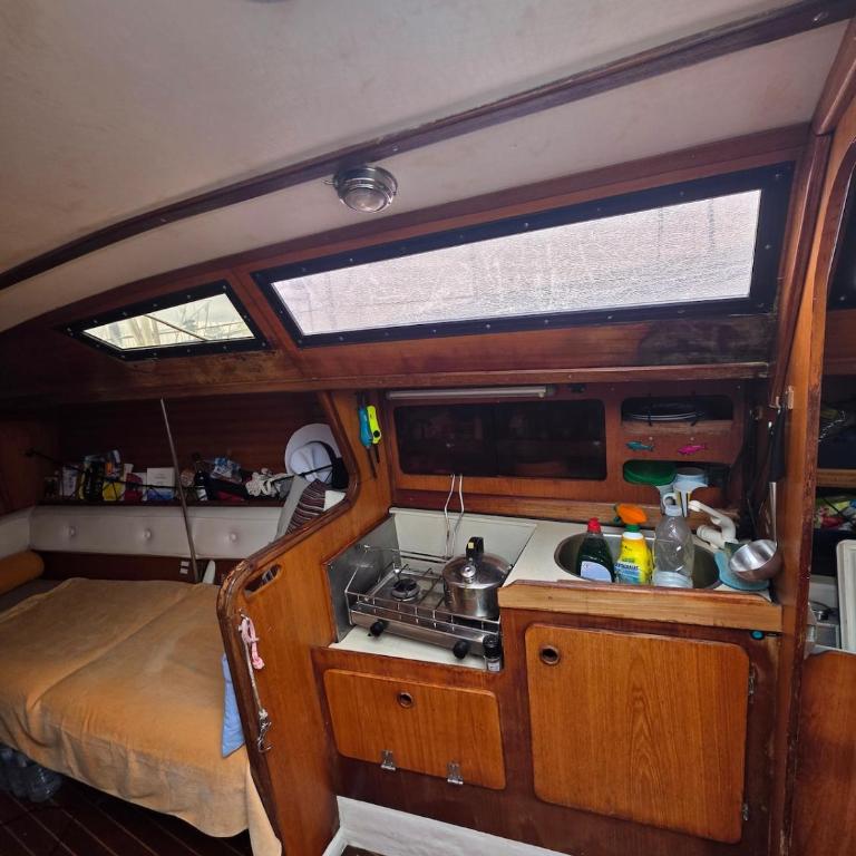 Unique night aboard a large cruise sailing boat - Appartement 2 Chambres - 9