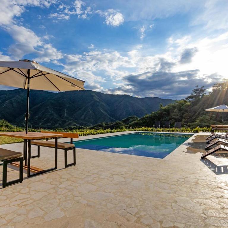 Casa Verona, rural charm among green mountains - Villa - 18