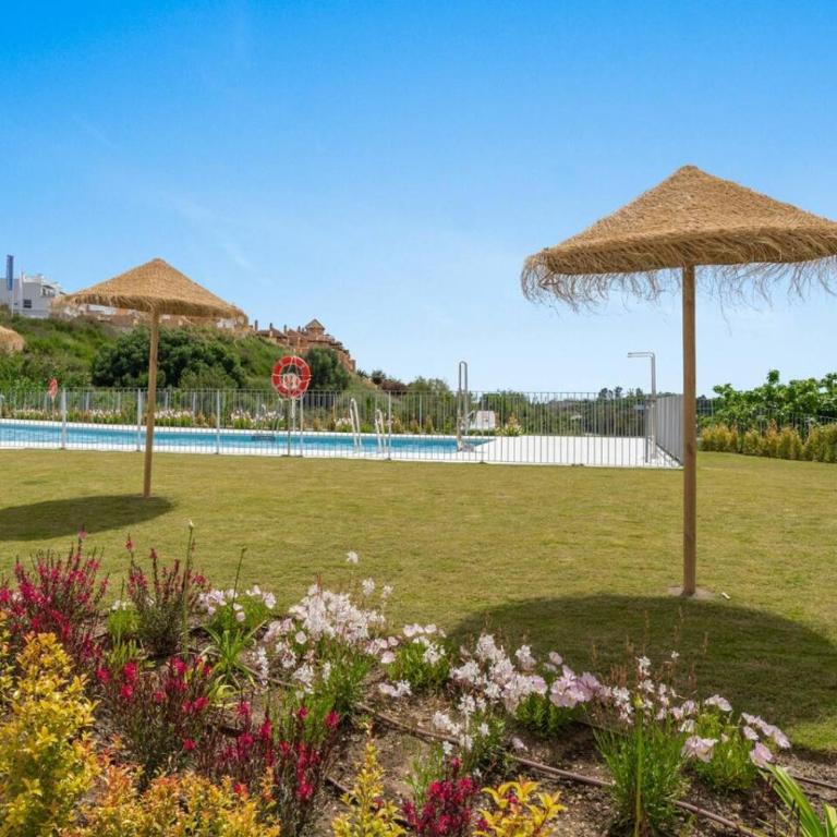 Penthouse with sea and mountain view - pool and terrace - Apartamento - 22
