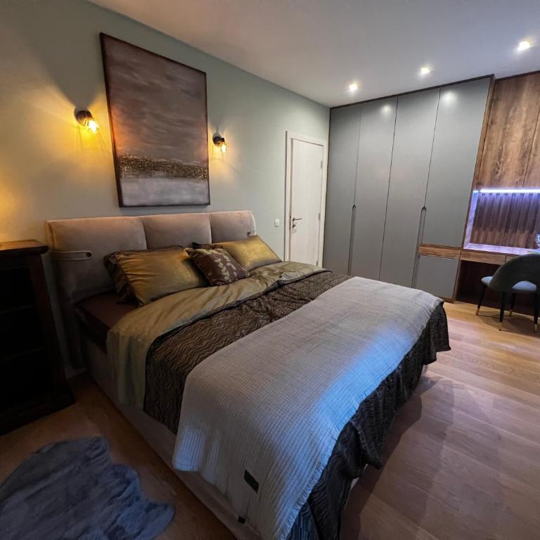 Alice in Wonderland - One-Bedroom Apartment with Garden - 10
