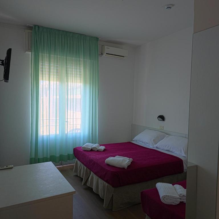 Hotel Ornella - Camera Tripla Classic - 3