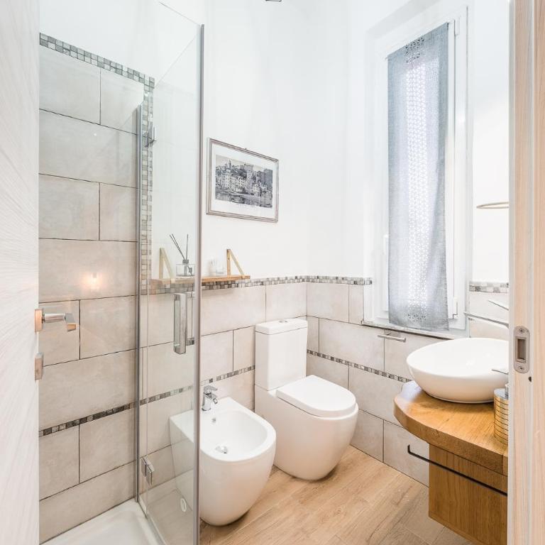 Bella Apartments - 7 minuti a piedi dalla stazione centrale - Double Room with Private Bathroom - 3