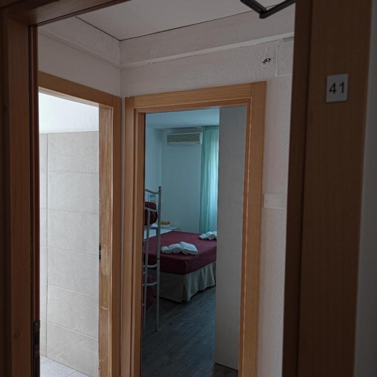 Hotel Ornella - Camera Familiare con Balcone - 8