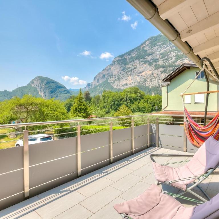 Mirabelle - Apartment with Terrace & Views - Happy Rentals - Appartamento con Terrazza - 2