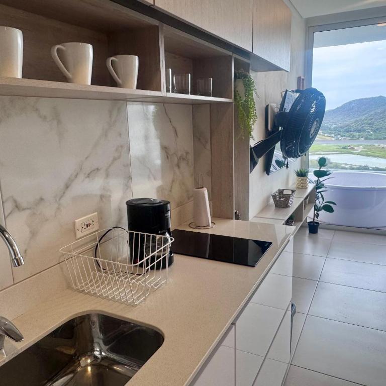 Suite con Lujoso Jacuzzi, Piso 14 y vista al mar - Apartamento de 1 dormitorio - 28
