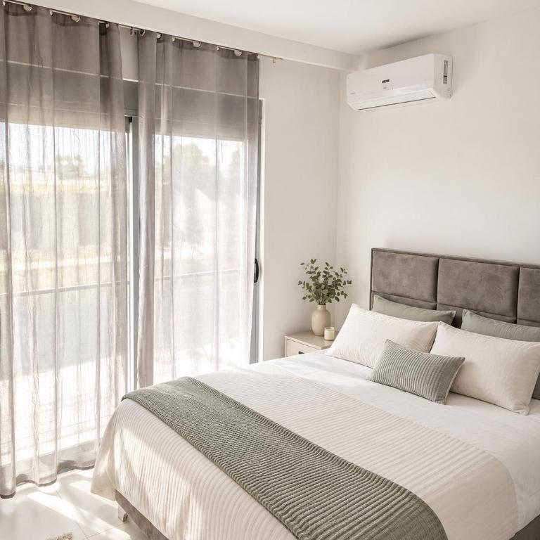 Beach Walk Apartment - Two-Bedroom Apartment - 3