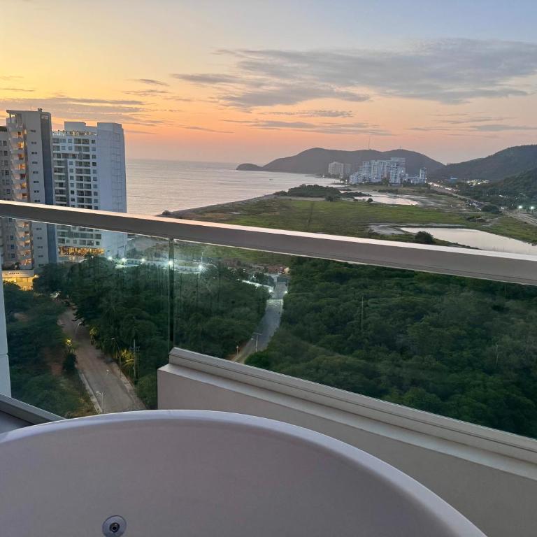 Suite con Jacuzzi y Espectacular Vista Piso 16 - Apartamento de 1 dormitorio - 43