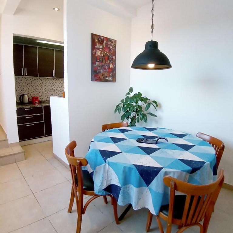 Hermoso departamento entero 2 Dormitorios B Urca - Two-Bedroom Apartment - 2