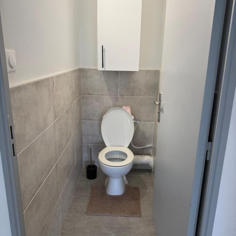 T4 design lumineux climatisé avec balcon & suite - Appartement 3 Chambres Deluxe - 12