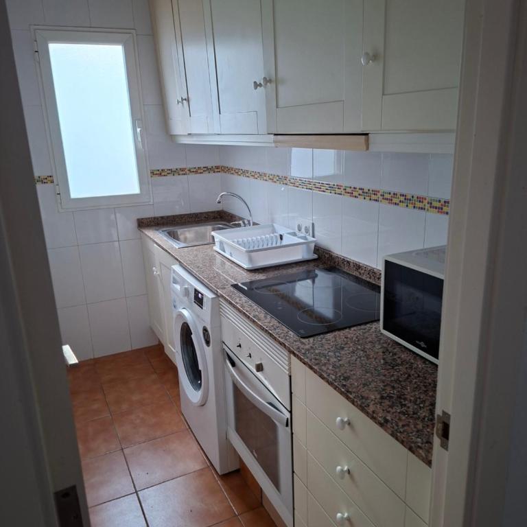 Puerta 6 8 - Three-Bedroom Apartment - 3