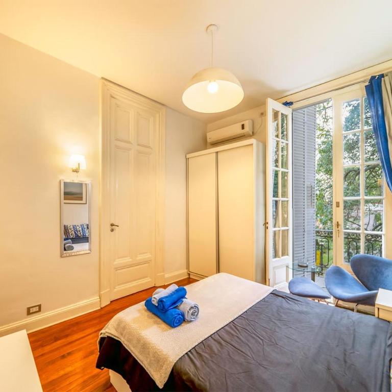 Grand Rivadavia 3-BR Ensuite High Ceiling Home - Three-Bedroom Apartment - 69