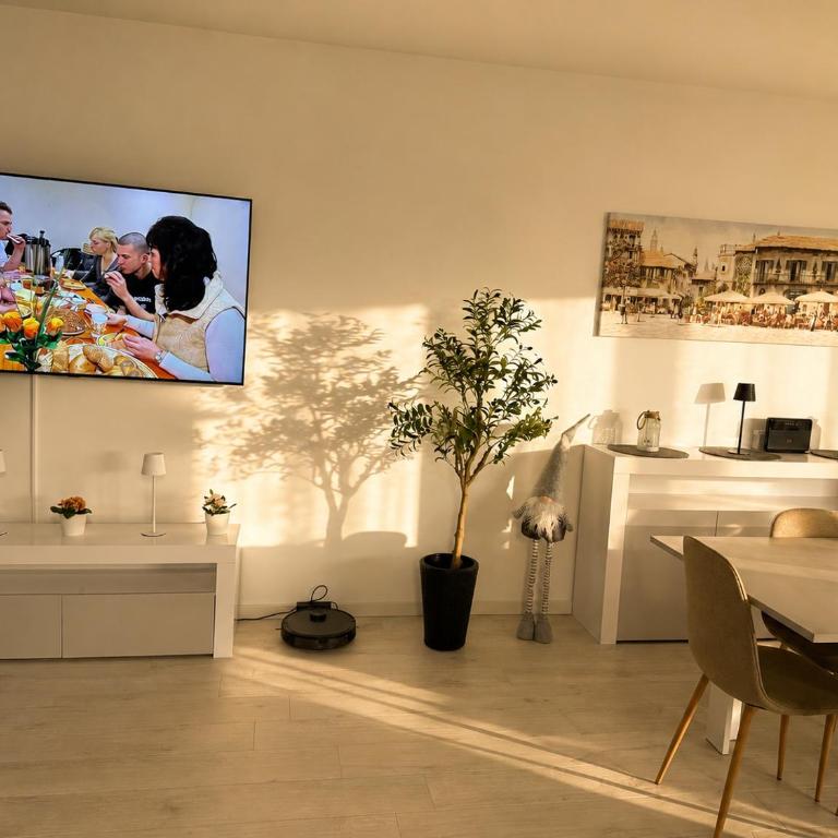 Casa Schöni - Exklusive Ferienwohnung mit Poolblick in Lazise - Appartamento con 2 Camere da Letto - 5