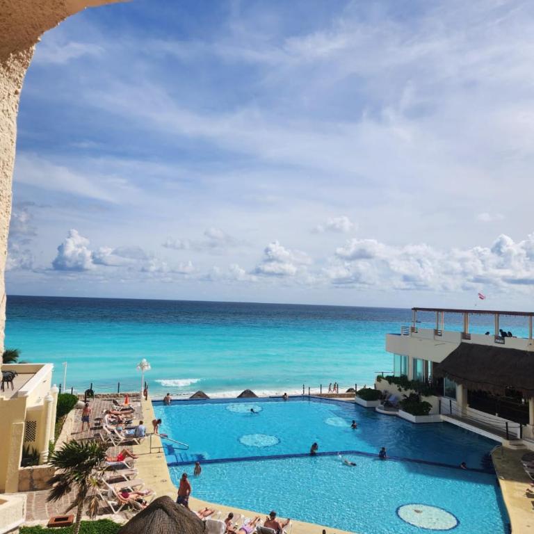 Caribbean View at Cancun Plaza Beachfront Condos - Suite Doble Deluxe - Cama grande - 31