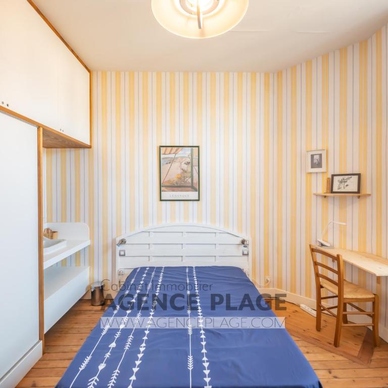 Maison 2 Chambres aux Sables-d'Olonne, à 100m de la Plage et du Marché Arago - FR-1-197-586 - Vacation Home - 16