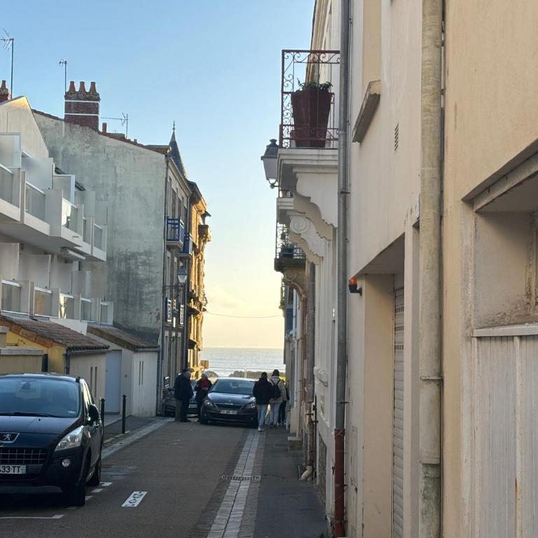 Studio charmant pour 4 personnes proche plage aux Sables-d'Olonne - FR-1-197-614 - Studio - 17