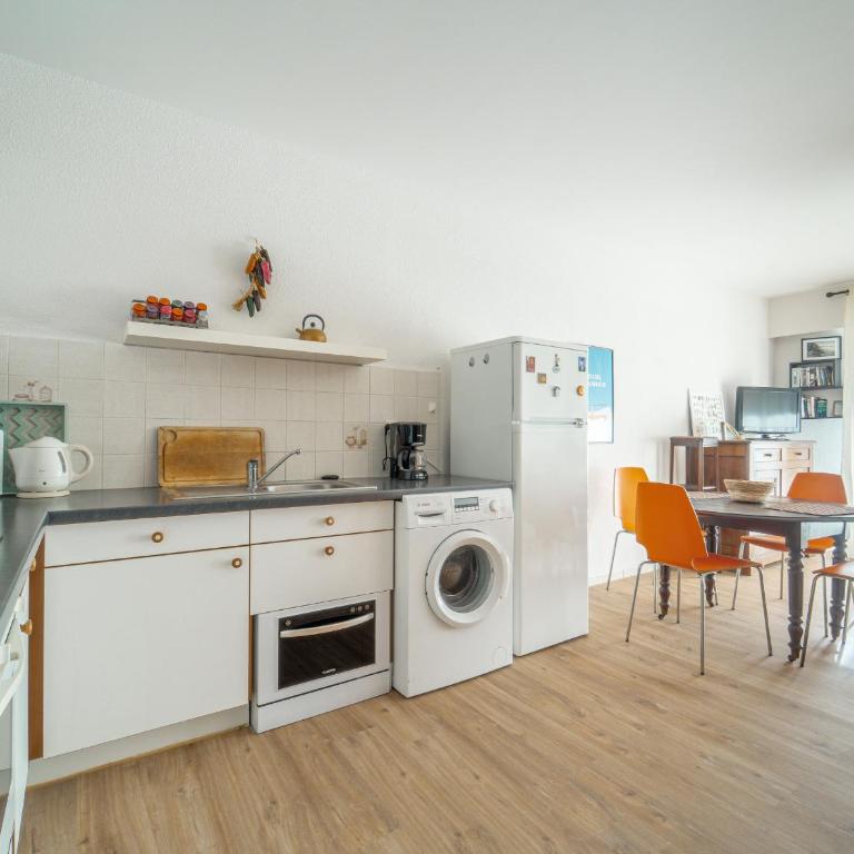 Mimizan Plage T2 avec Terrasse et Parking Proche Océan - FR-1-50-160 - Appartement - 6