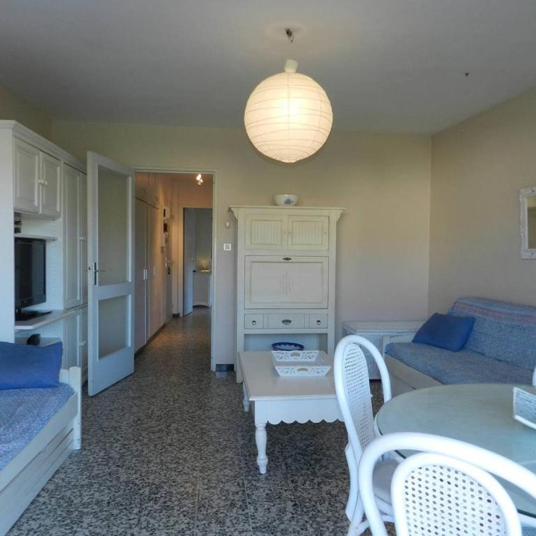 Appartement spacieux, parking - 4 pers. - FR-1-251-945 - Apartment - 4