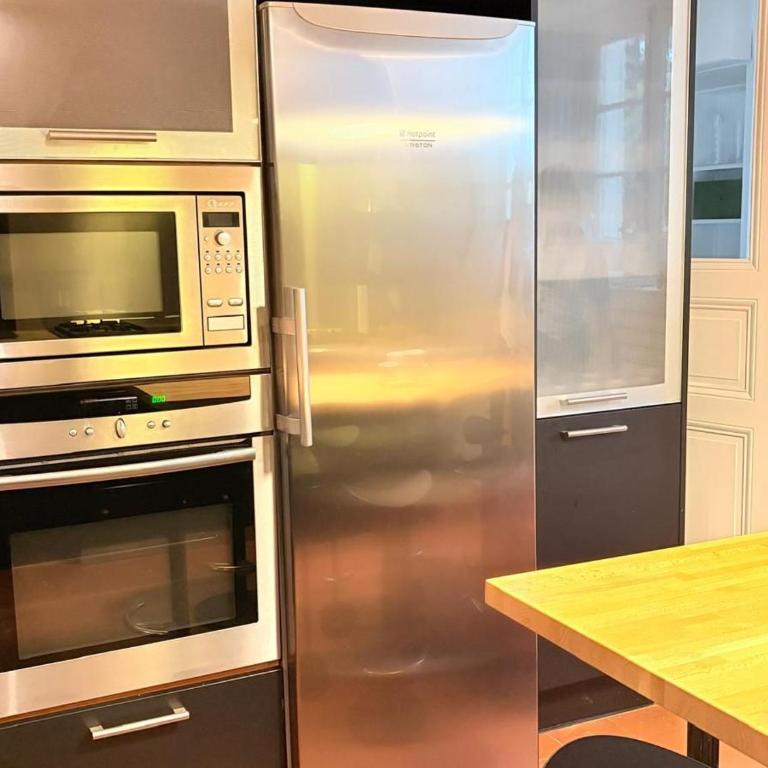 Maison avec parking, proche centre - 15 pers. - FR-1-410-494 - Maison de Vacances - 29
