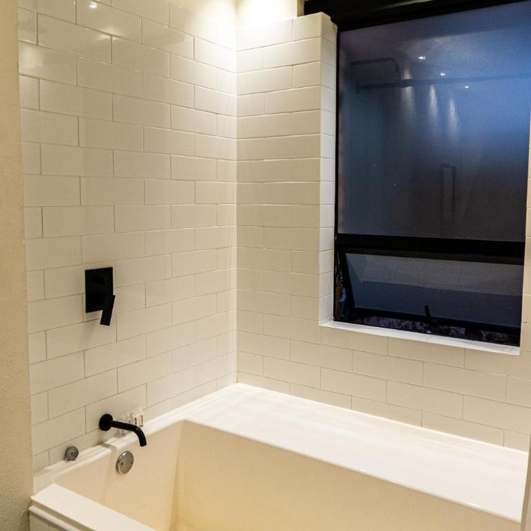 Las Aguas Inn - Habitación Doble Deluxe con bañera - 3