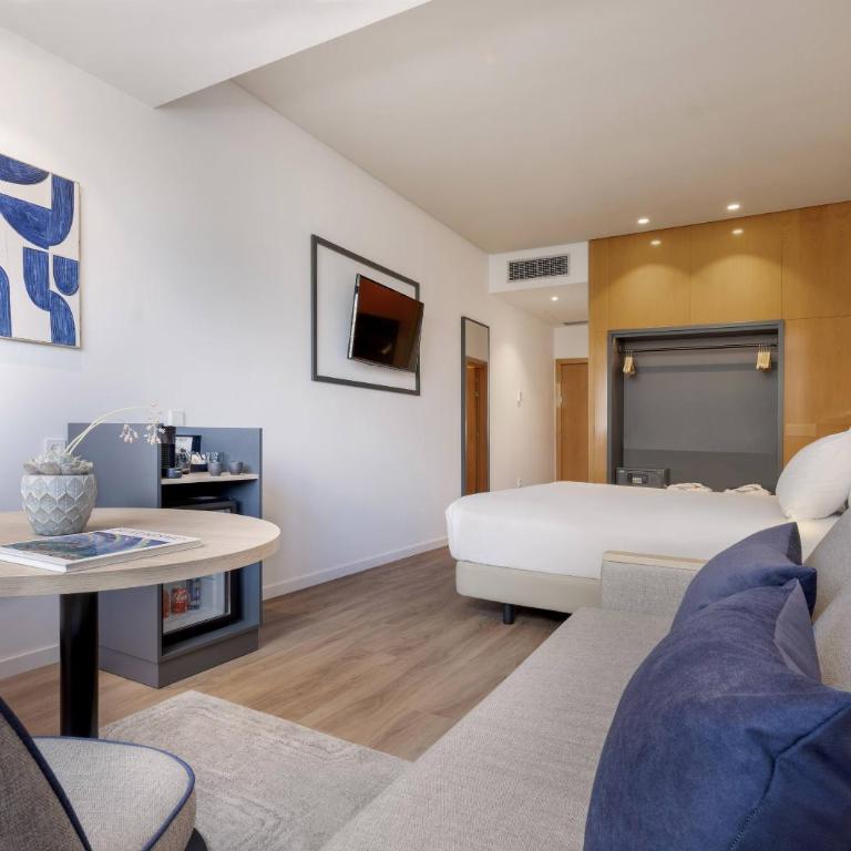 Hotel Málaga Alameda Centro, Affiliated by Meliá - Suite Junior (2+2) - 6