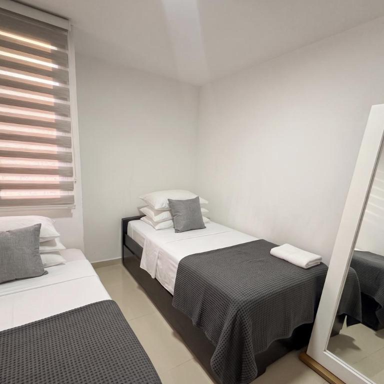 Apto 3 habit +2TV-Wifi, Netflix-Parqueadero gratis - Apartamento - 6