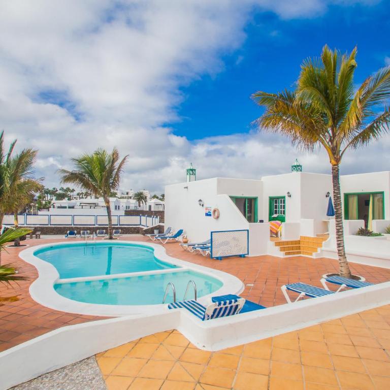 Apartamentos Sal y Mar - Apartamento con terraza - 5