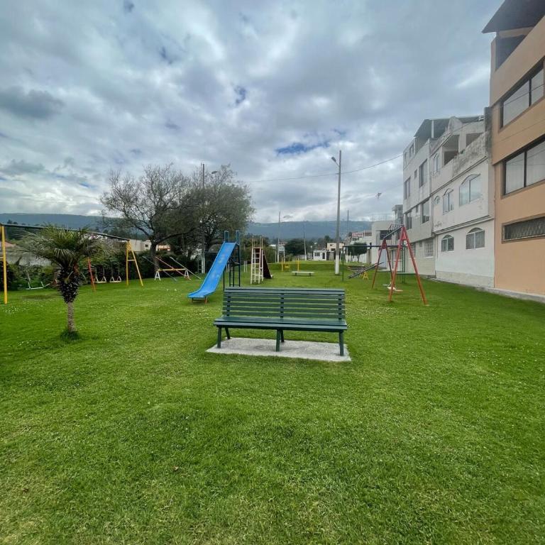 Entire apartment in Quito, departamento en Conocoto valle de los chilllos - Two-Bedroom Apartment - 16