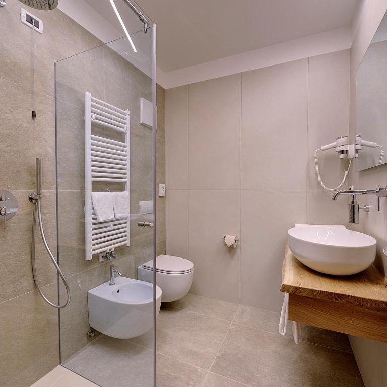 Hotel Garni La Vigna - Adult Friendly - Camera Comfort Matrimoniale/Doppia con Letti Singoli - 5