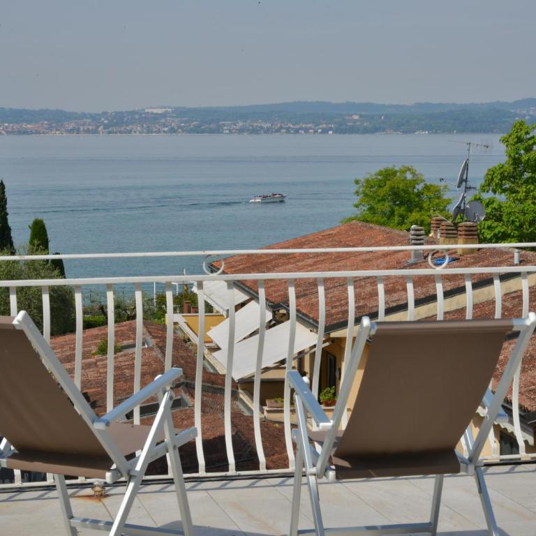 Hotel Luna - Superior Double or Twin Room with Solarium and Lake View - 1