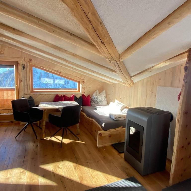 Chalet in Zillertal near Hochzillertal Ski Area - Apartment - 7