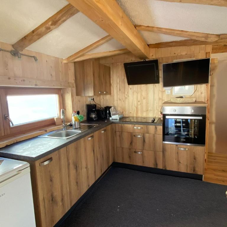 Chalet in Zillertal near Hochzillertal Ski Area - Apartment - 3