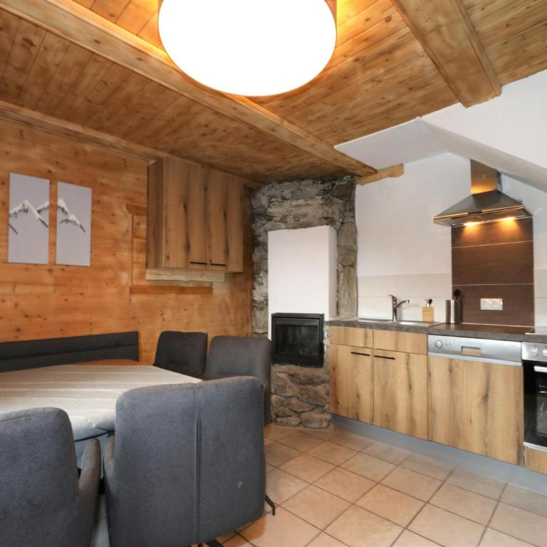 Chalet in Zillertal near Hochzillertal Ski Area - Ferienhaus mit 3 Schlafzimmern - 23