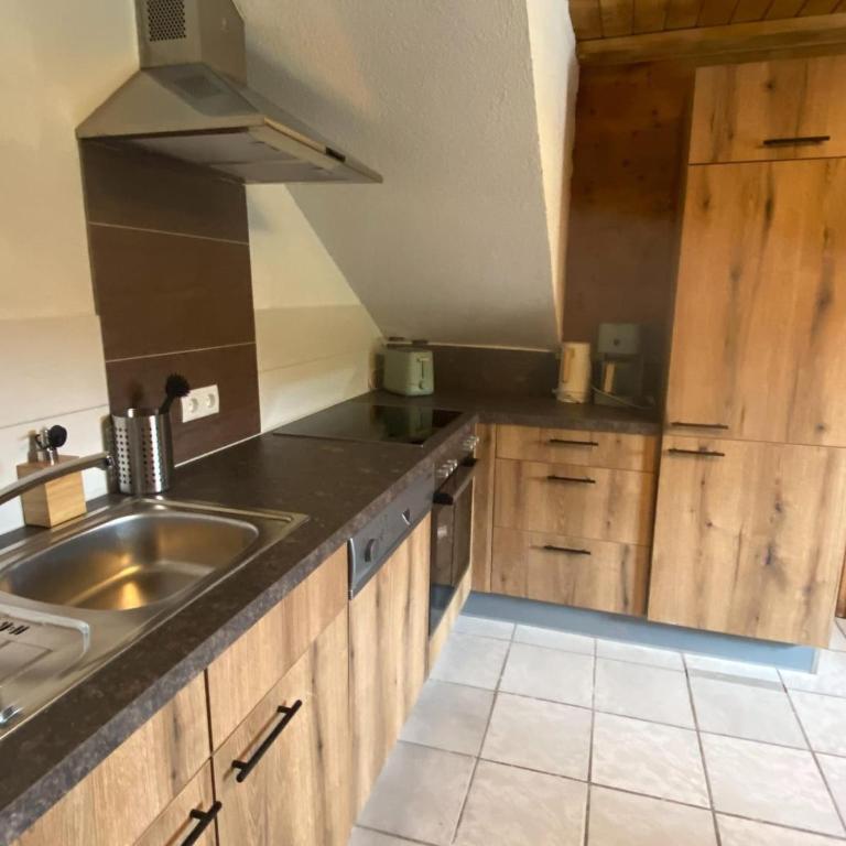 Chalet in Zillertal near Ski Slopes - Ferienhaus mit 2 Schlafzimmern - 11