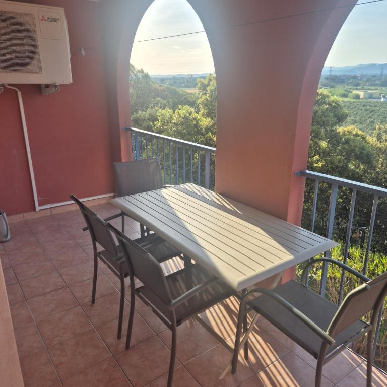 T3 renové avec piscine,terrasse et climatisation - Apartamento de 2 dormitorios - 3
