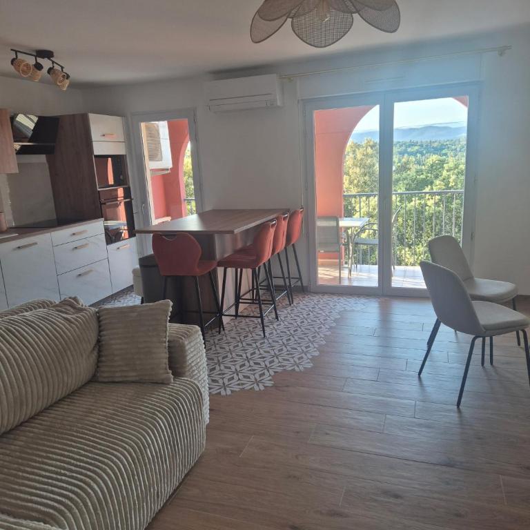 T3 renové avec piscine,terrasse et climatisation - Apartamento de 2 dormitorios - 7