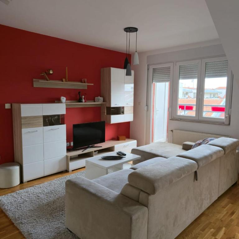 Modern Cozy Apartment near City Center - One-Bedroom Apartment - 1