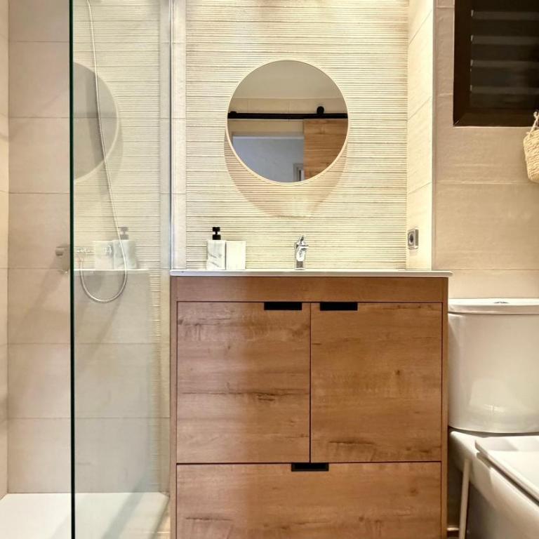 Salles Beach 33 - Two-Bedroom Apartment - 40