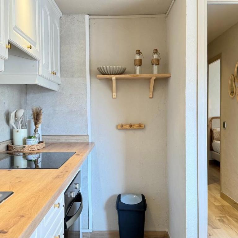 Salles Beach 33 - Two-Bedroom Apartment - 48