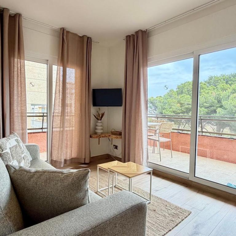 Salles Beach 33 - Two-Bedroom Apartment - 58
