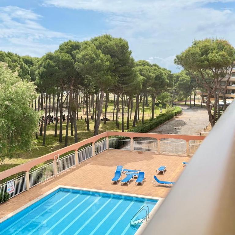 Salles Beach 33 - Two-Bedroom Apartment - 63