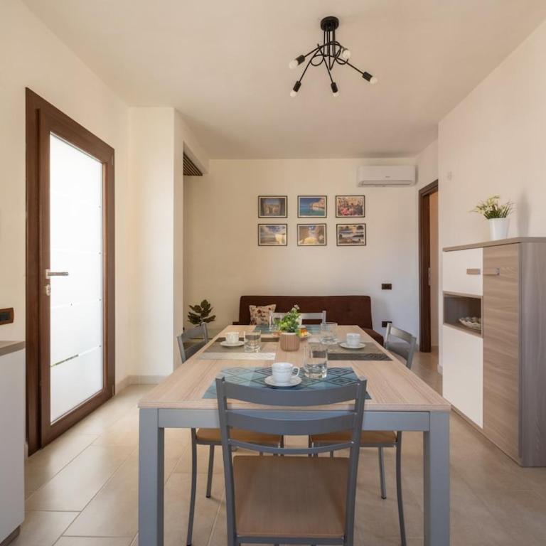 Sunset Lounge Stay - Spiaggia del Poetto 5min & Terrazza - Appartamento con 2 Camere da Letto - 3