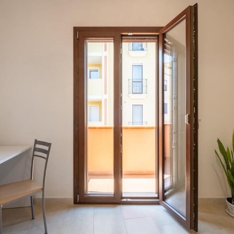 Sunset Lounge Stay - Spiaggia del Poetto 5min & Terrazza - Appartamento con 2 Camere da Letto - 32