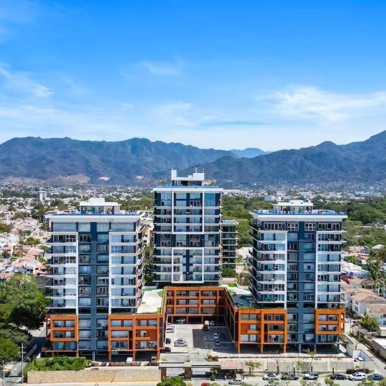 Modern condo loft in Zoho Skies with a roof pool - Two-Bedroom Apartment - 3