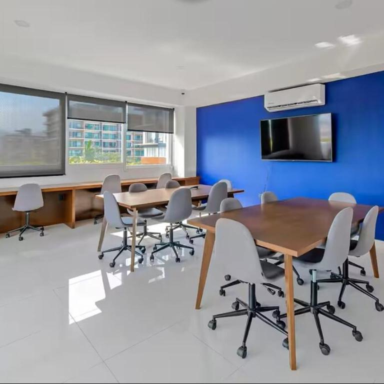 Modern condo loft in Zoho Skies with a roof pool - Two-Bedroom Apartment - 4