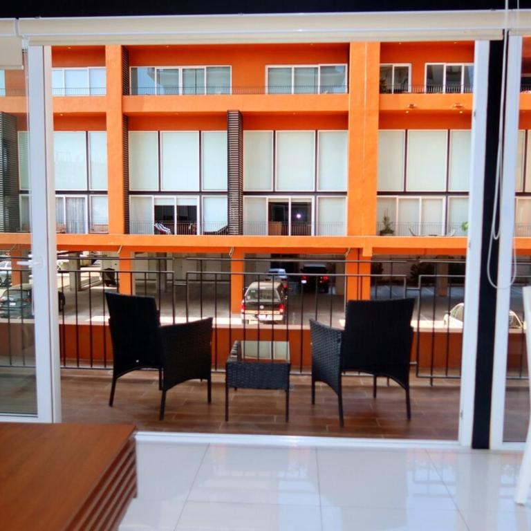 Modern condo loft in Zoho Skies with a roof pool - Two-Bedroom Apartment - 17