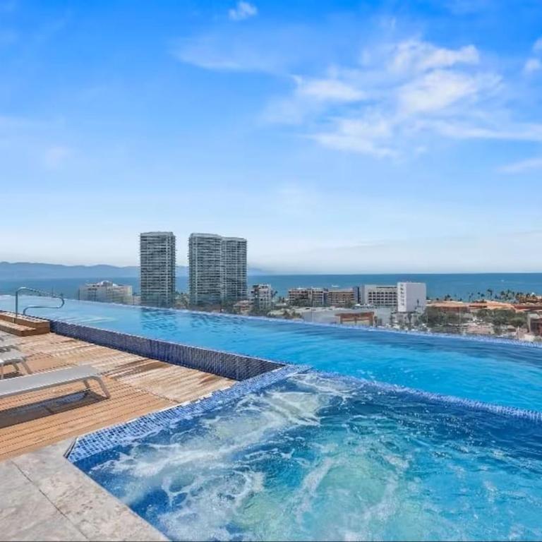 Modern condo loft in Zoho Skies with a roof pool - Two-Bedroom Apartment - 24